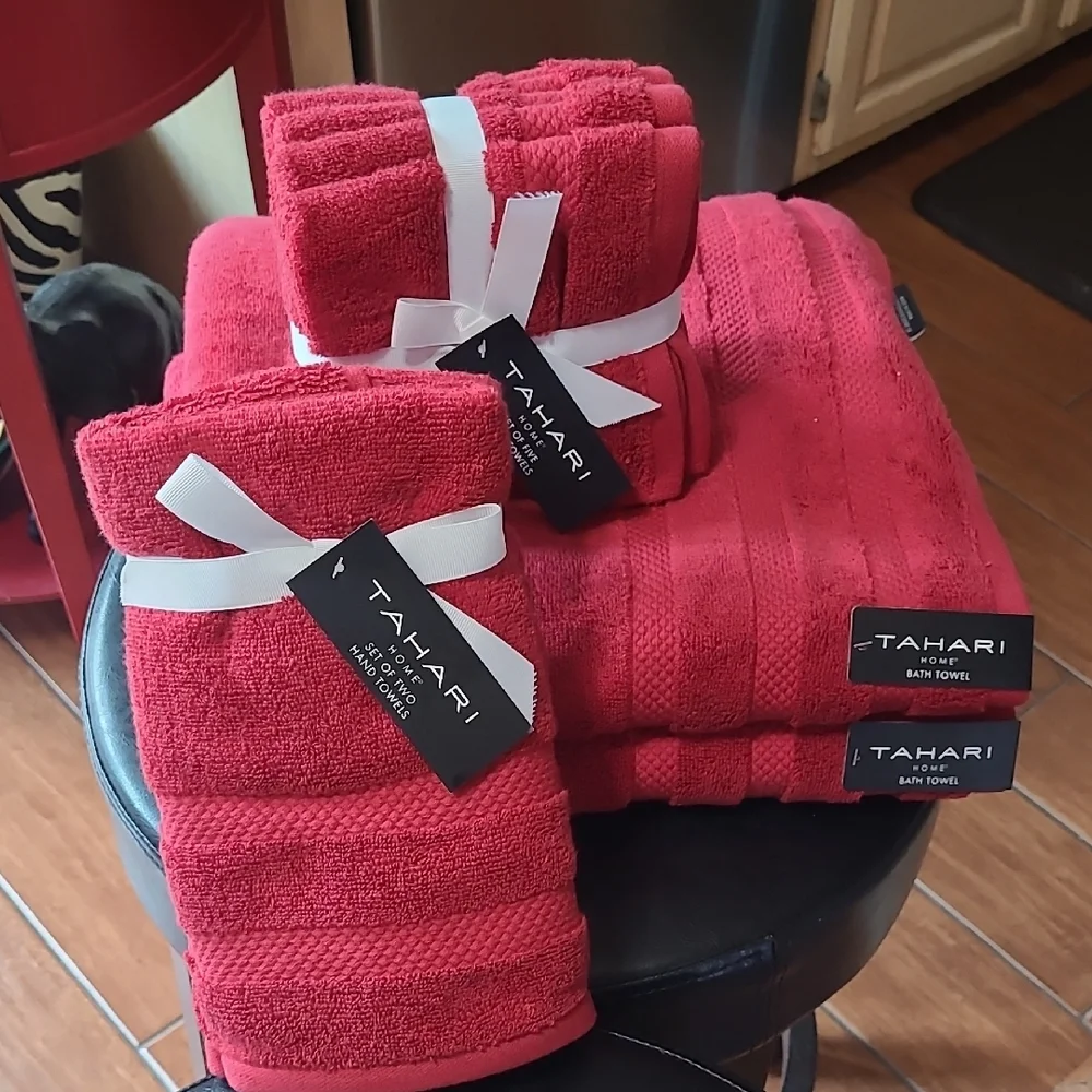 Tahari Bath Towel Collection